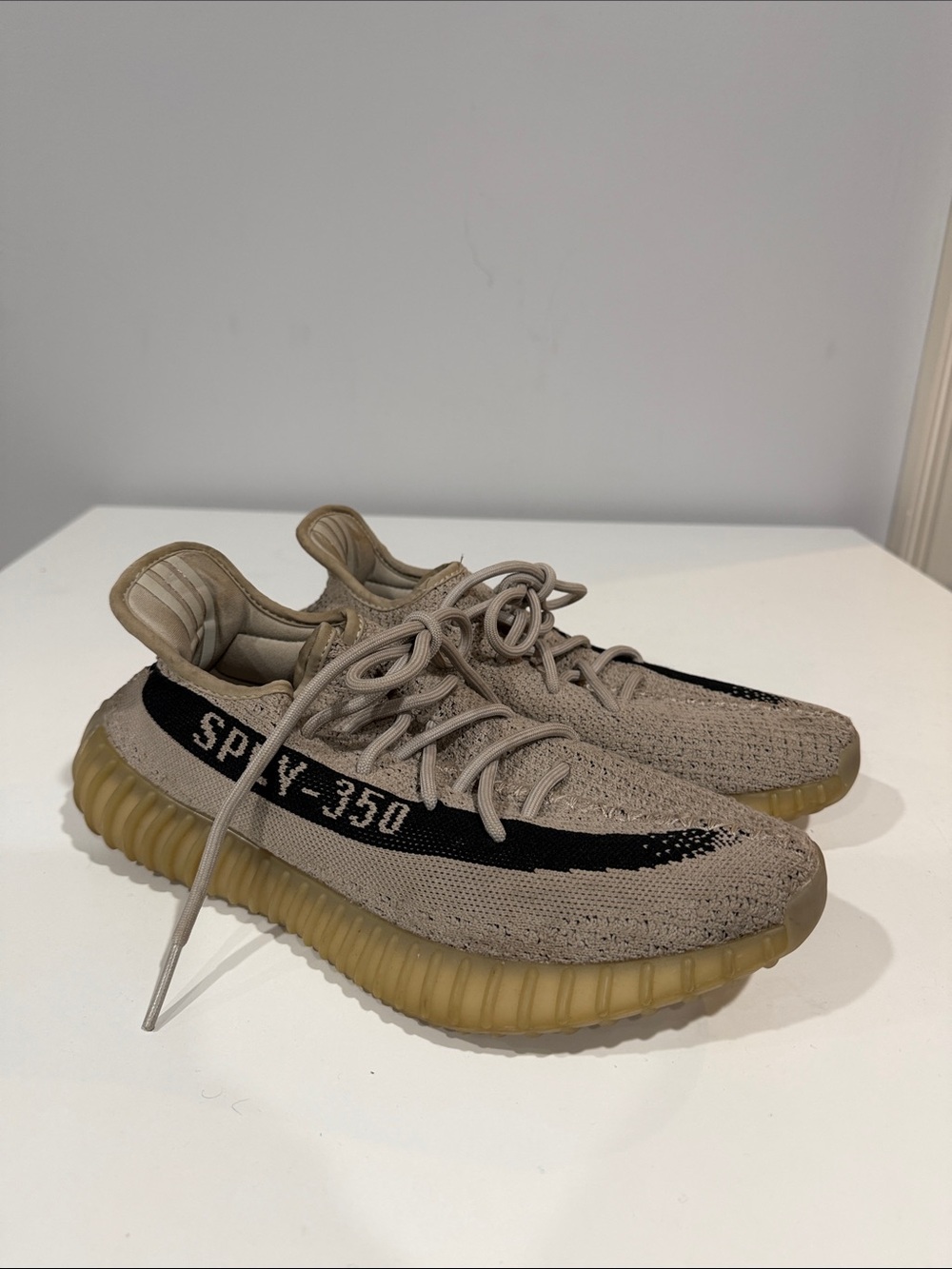 Adidas Yeezy 350 8.5